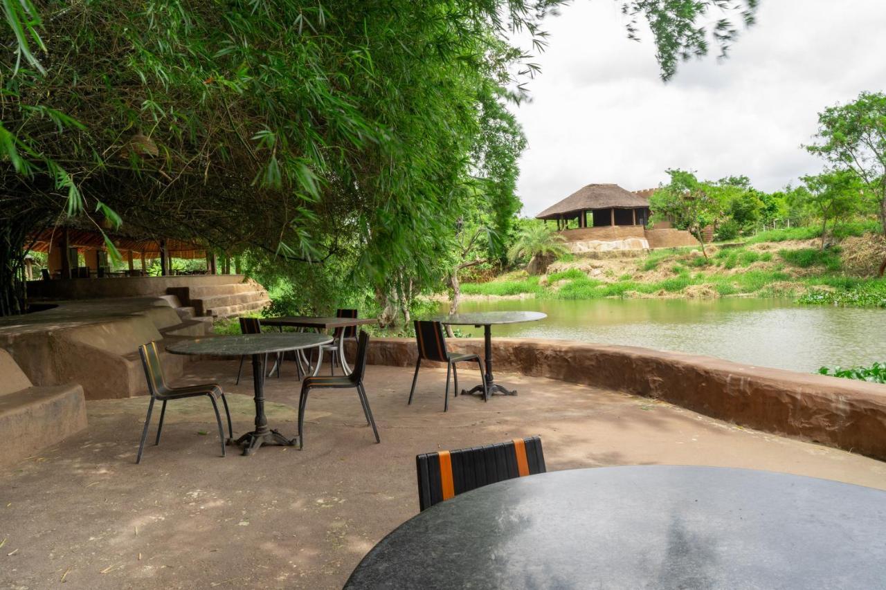 Hampi's Whiskers Resort Eksteriør bilde